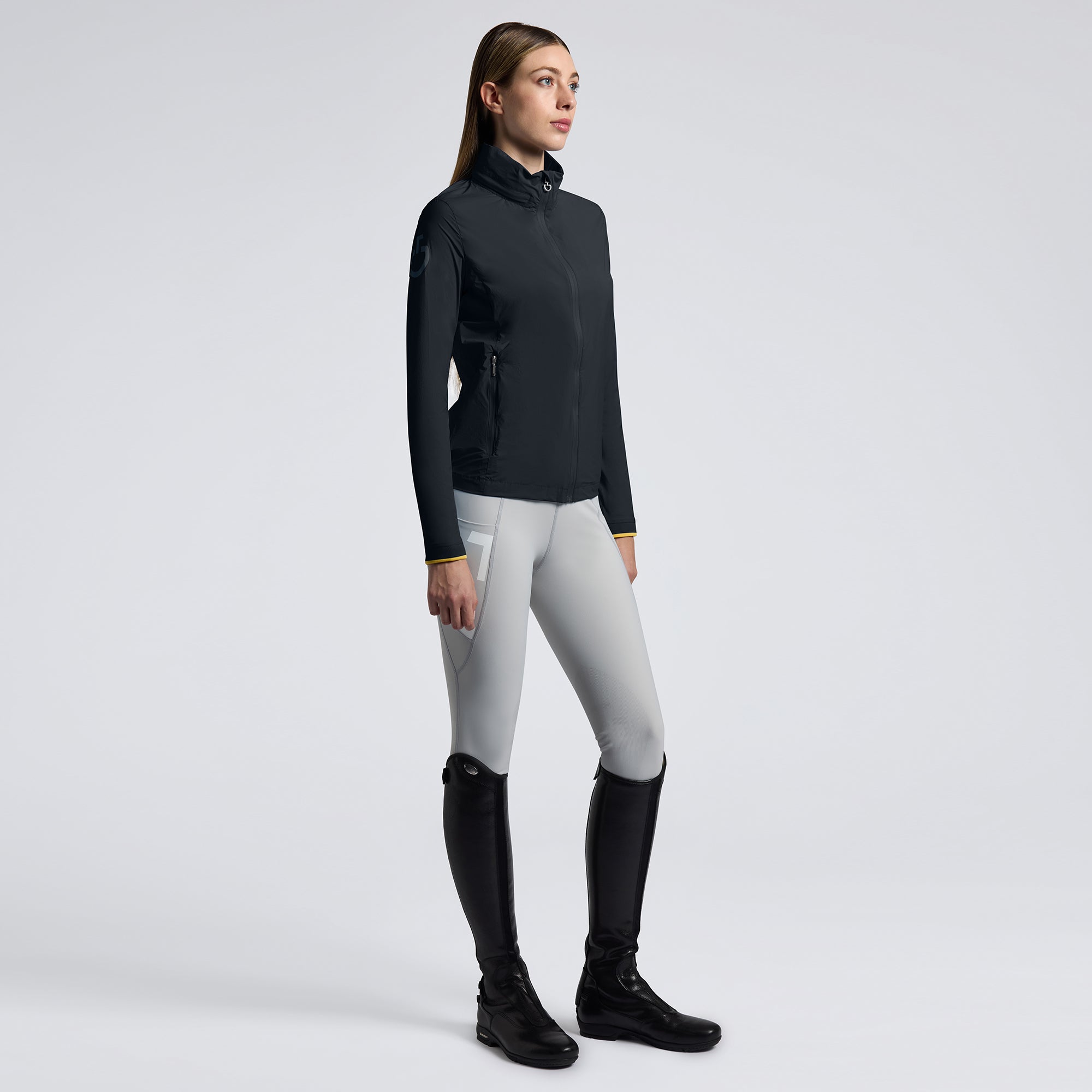 Experience the perfect blend of fashion and function with the Cavalleria Toscana Heat Sealed K-Way. Featuring heat-sealed seams for maximum waterproof protection, this K-Way is designed to keep you warm and dry in any weather. Look and feel your best while staying protected from the elements!