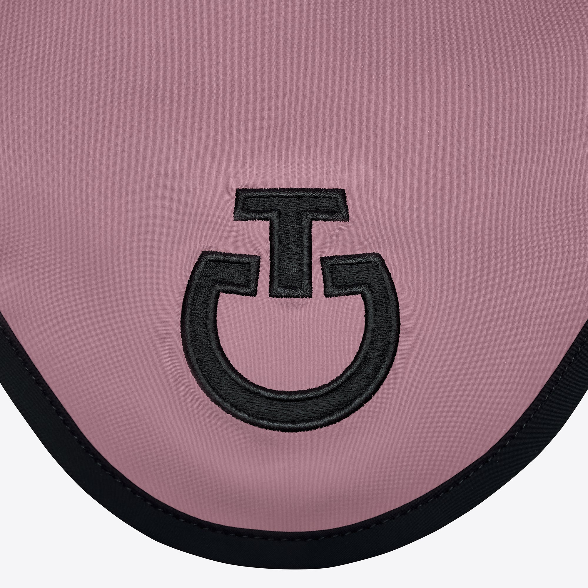 Experience the perfect blend of style and comfort with the Cavalleria Toscana Lightweight Jersey Stripe Earnet. Crafted from breathable, lightweight jersey fabric, this ear net ensures your horse stays cool and focused during every ride. Its sleek striped design adds a touch of elegance while providing effective protection against insects and distractions. Elevate your equestrian look with this essential accessory that combines functionality with sophisticated style.
