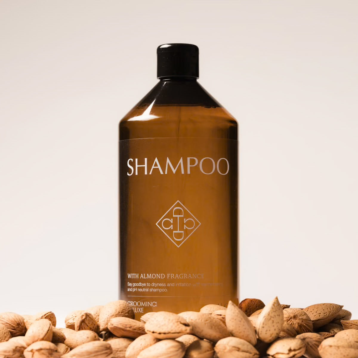 Kentucky Grooming Deluxe Shampoo with Almond