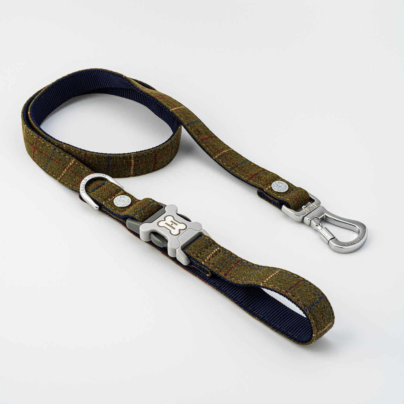 Hugo and Hudson Dark Green Tweed Dog Lead This beautiful dark green checked tweed lead is from the Hugo and Hudson premium fabric collection. It&