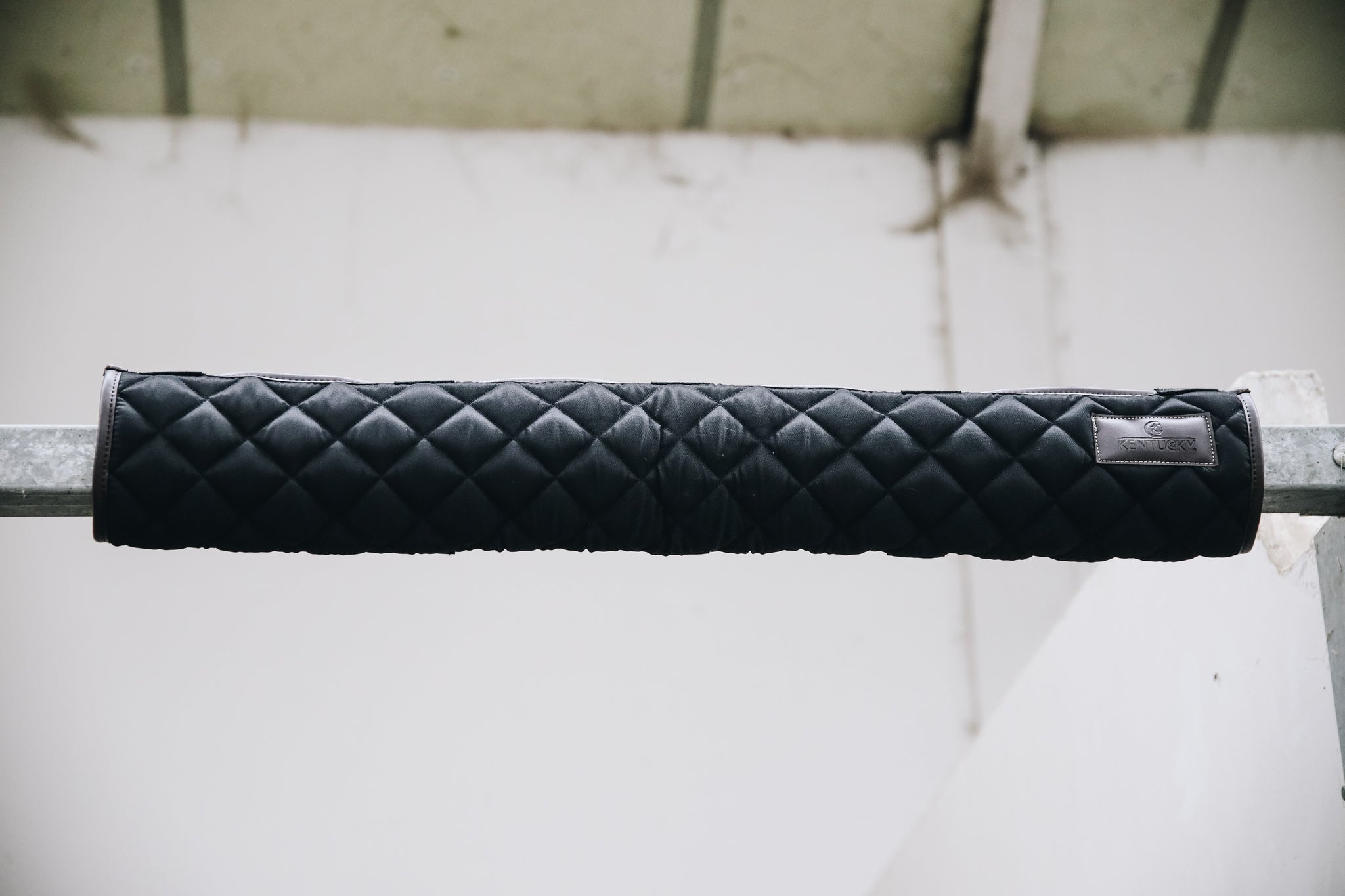 The Kentucky Horsewear Stable Head Protector is the perfect choice to protect your horses head when in the stable. It is super quick and easy to attach with strong Velcro fastenings.