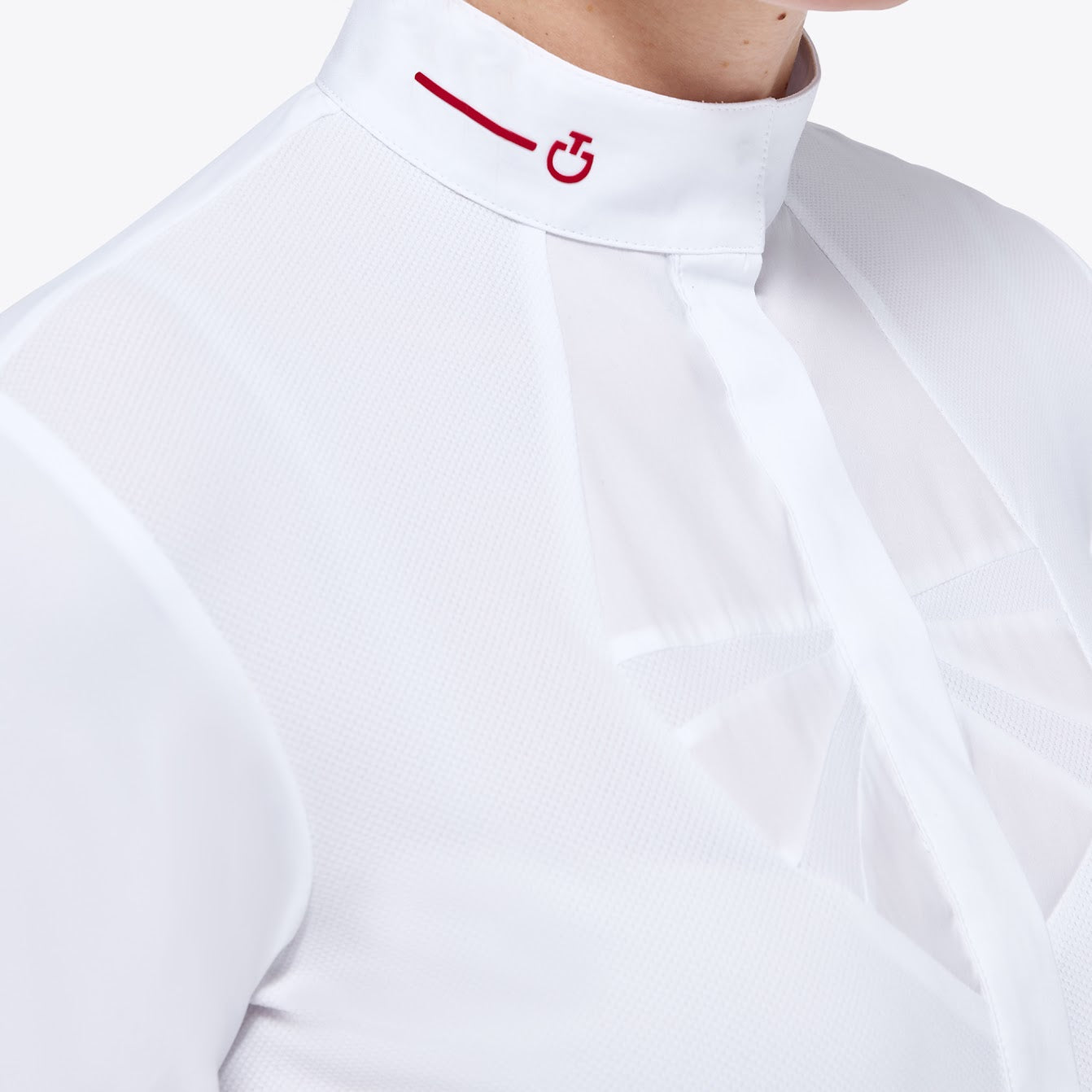 Cavalleria Toscana Revo Jersey Mesh Pinwheel L/S Show ShirtHas an amazing detailed front. The wheel delicate design incorporates mesh pique and stretch woven design. This elegant show shirt has a mesh pique front with plain jersey back and sleeves. The shirt is finished with the iconic CT Revo logo in red.