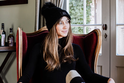 Stay warm this winter with the Kentucky bobble hat. Super soft and fleece lined. a must have for this winter either on the yard or walking the dogs.
