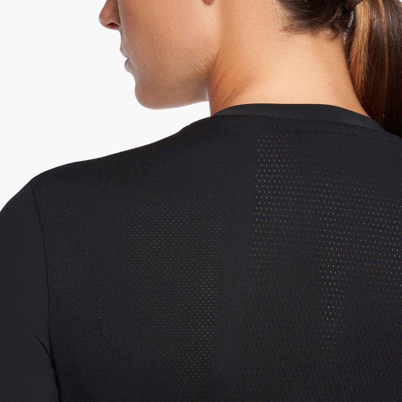 The Cavalleria Toscana Black S/S Revo Premier Jersey Tech Knit T Shirt. Tech knit back for maximum freedom of movement and breathability. the iconic CT Revo t shirt in gold on the sleeve.