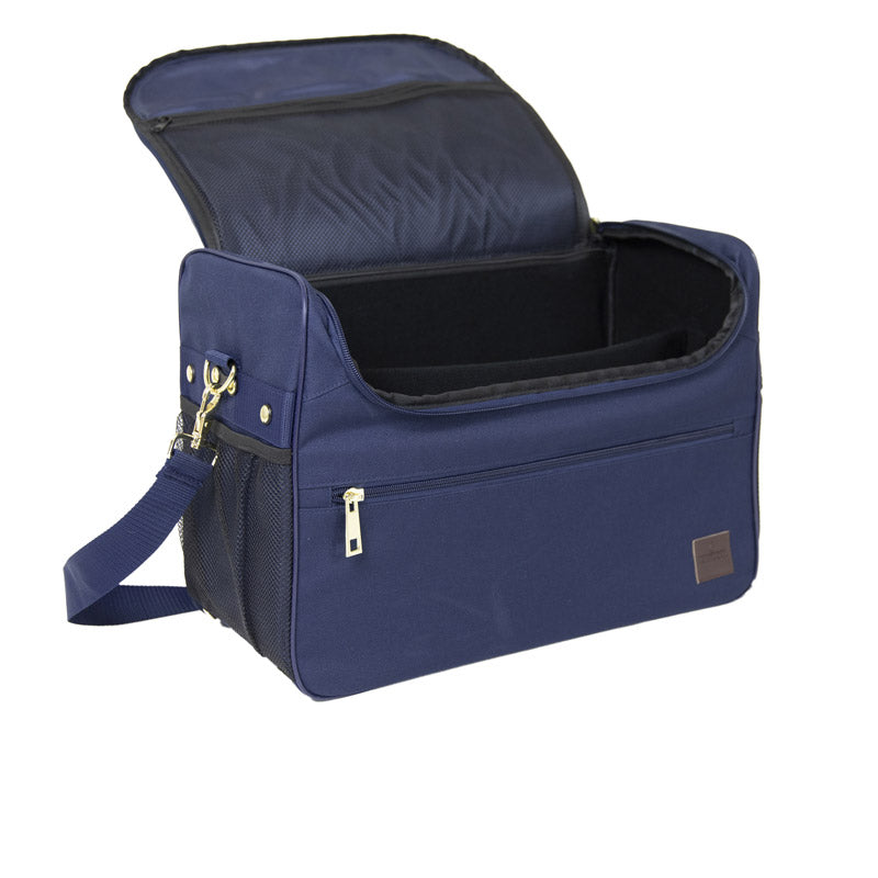 The Kentucky horse wear grooming bag is perfect way to store all your grooming essentials. The adjustable inserts allow you to organize the bag however you want. Because of its large size, even spray bottles fit into this bag.