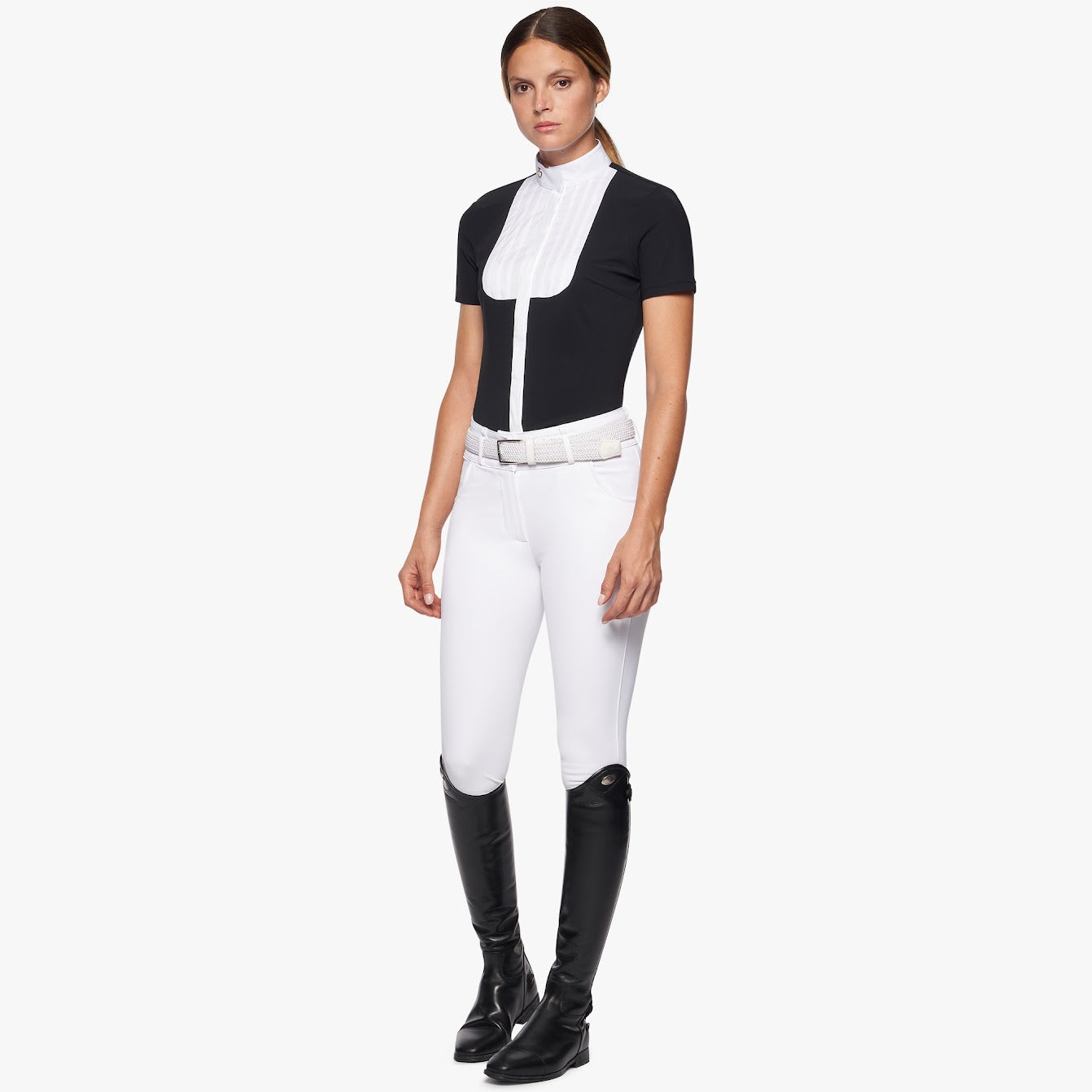 The Cavalleria Toscana Revo Pleated Cotton Tech Knit Show Shirt is a stunning part of the new seasons Revolution range. The iconic Revolution logo in metailc gold is subtle yet distinctive. Features a cotton white bib with the Revolution back for maximum comfort and performance. Also in long sleeve and matching items available Machine washable