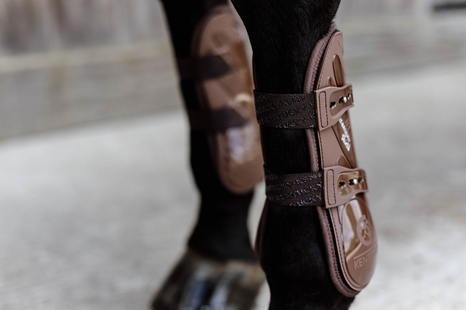 Kentucky Vegan Sheepskin Tendon Boots Bamboo Shield with Elastic fastenings are now available following years of research and development. The Kentucky Bamboo Sheild Supersedes the already very popular Kentucky Sheepskin Tendon Boot.  The new advanced Technology Bamboo Shield provides the ultimate protection to the tendon area, if your horse should over reach higher up the leg.