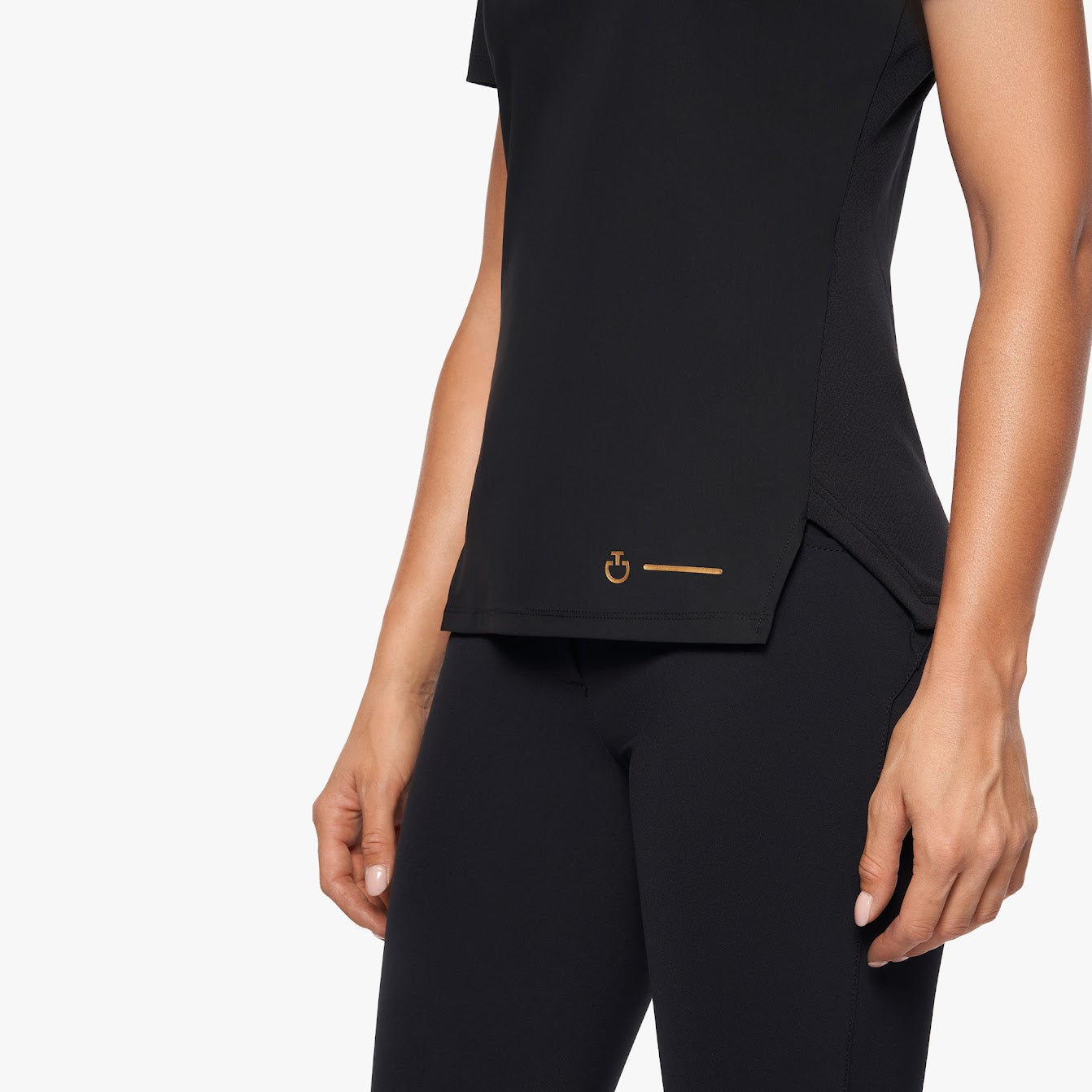 The Cavalleria Toscana Black S/S Revo Premier Jersey Tech Knit T Shirt. Tech knit back for maximum freedom of movement and breathability. the iconic CT Revo t shirt in gold on the sleeve.