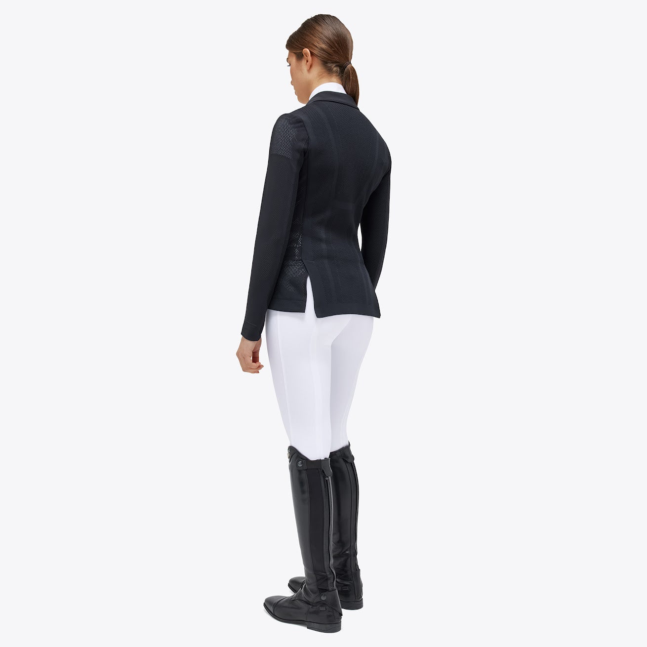 The new perforated revo show jacket from Cavalleria Toscana’s Revolution collection. Perforated throughout for ultimate breathability and finished with their state of the art light tech knit fabric across the back for maximum movement and comfort when performing.