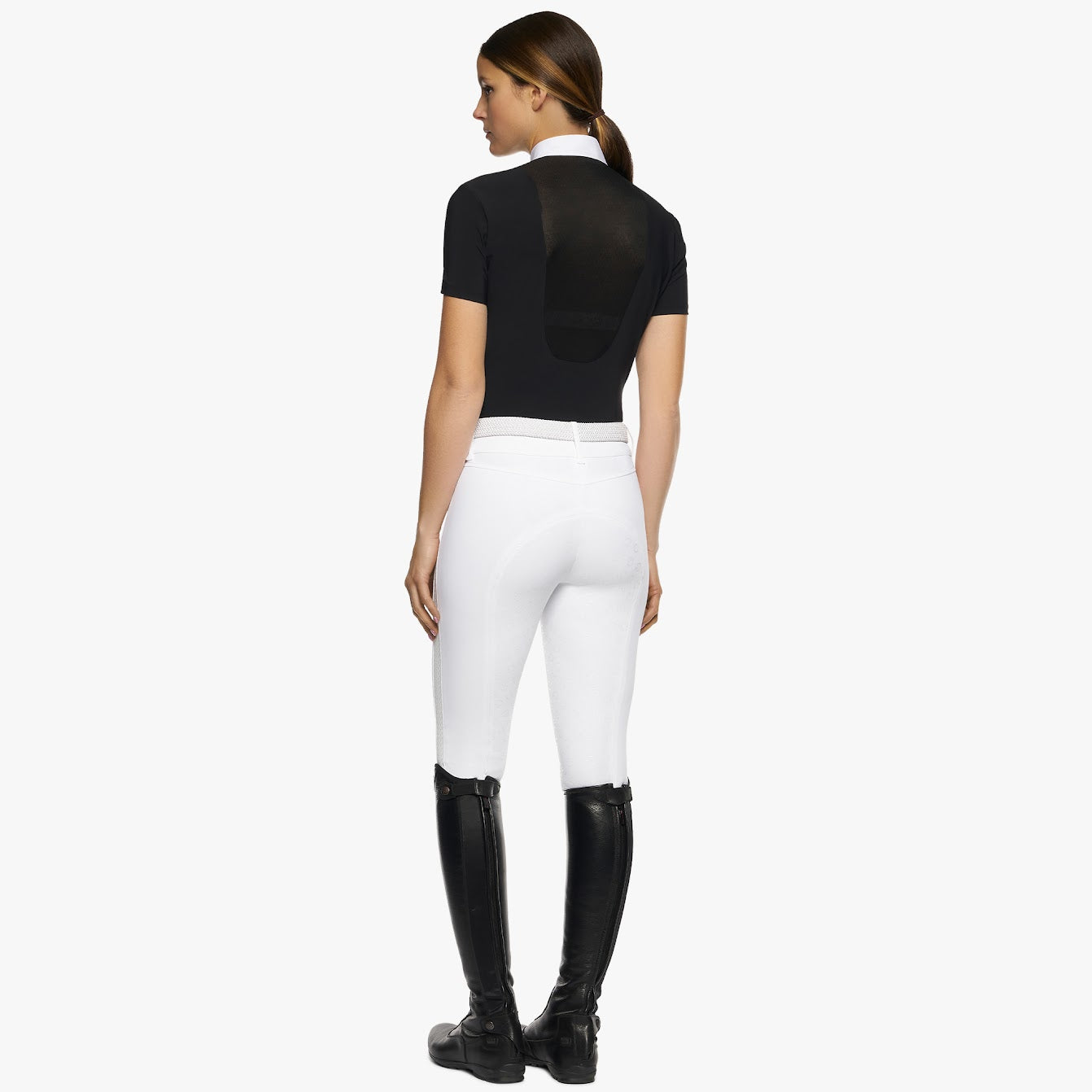 We love this Cavalleria Toscana black Lacy Drop S/S Show Shirt. The subtle semi sheer bib front and back is stunning. front placket button opening with the iconic CT logo embroidered on the collar. A must have for this season.