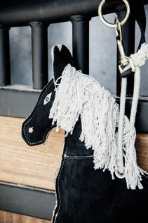 If your horse tends to get bored standing in his stall, this Kentucky Relax Horse ToyPony is the ideal stable buddy