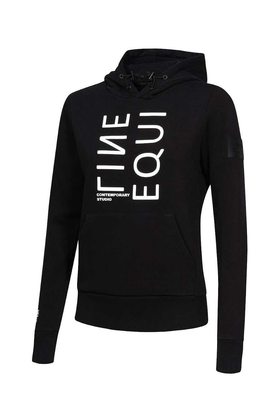 Complete your outfit with the Equiline Womens Clemac Hoodie. The sporty looking sweater has large printed white text down the front of the hoodie. Finished with an adjustable hood, kangaroo pocket and a brushed fleece inner.