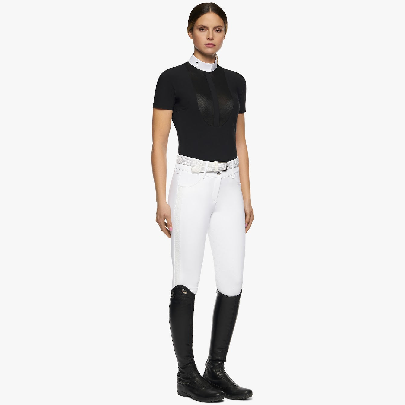 We love this Cavalleria Toscana black Lacy Drop S/S Show Shirt. The subtle semi sheer bib front and back is stunning. front placket button opening with the iconic CT logo embroidered on the collar. A must have for this season.