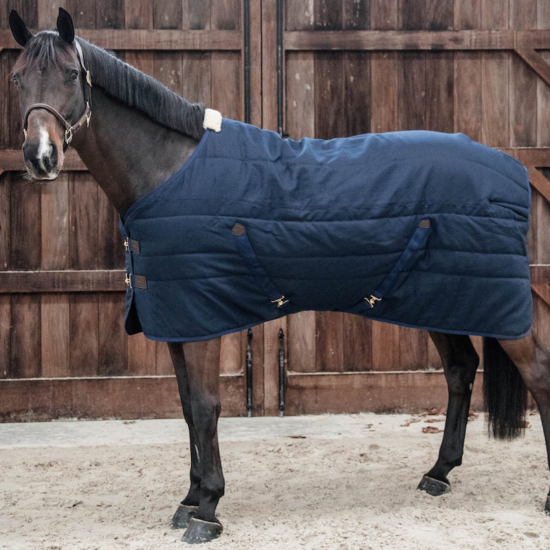 The Kentucky stable rug classic in 200g is a technically very strong product with no advancements spared, the Stable Rug Classic is a lovely and highly reliable product made from very high-quality fabrics that will be able to serve you well for many years to come. As a product aesthetically, it’s has a timeless design and in terms of how it has been made, it’s materials have all been carefully tested and selected, making is highly durable and easy to use.