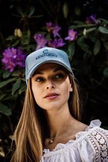 Complete your look with this gorgeous velvet Kentucky cap. Fully adjustable.