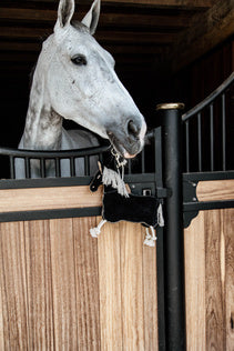 If your horse tends to get bored standing in his stall, this Kentucky Relax Horse ToyPony is the ideal stable buddy