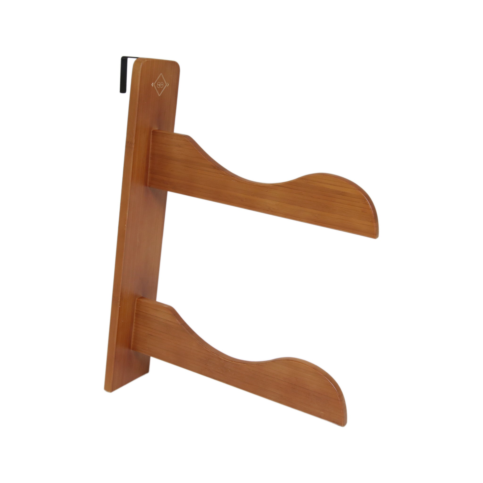 Kentucky saddle rack with two saddle pegs. Made with strong bamboo and finished with a small gold Kentucky logo. This is the perfect piece for any tack room.