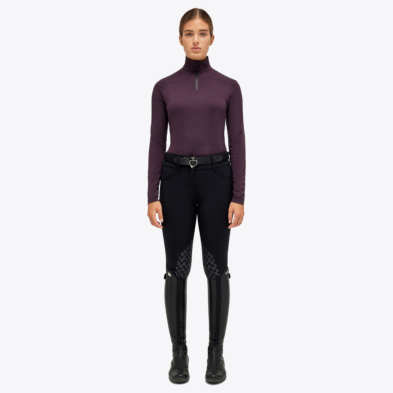 The Cavalleria Toscana plum Mini Flock Print Tech Wool Training Top is perfect for the season. The training top has a mini CT flock logo print on the shoulders and sleeves giving this top a modern look. Made from super soft bib stretch jersey it’s a must have this year! matching items available.