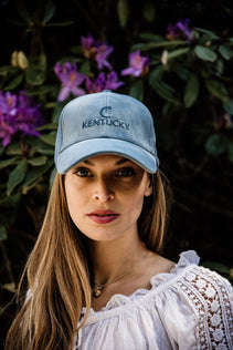 Complete your look with this gorgeous velvet Kentucky cap. Fully adjustable.