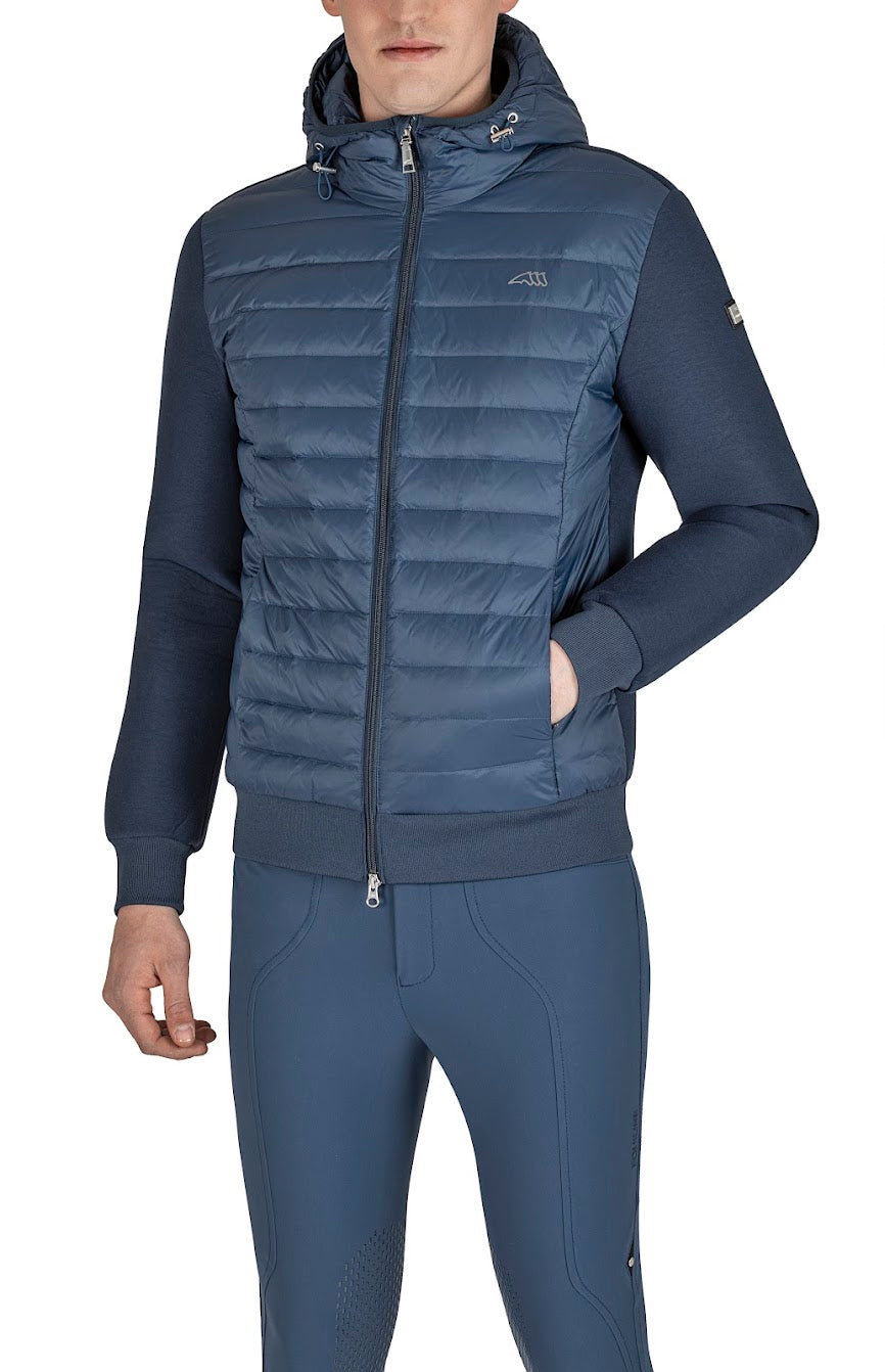 We stock a range of men’s casual jackets from Laguso, Equiline and Cavalleria Toscana. We can also order in from Dada Sport, Samshield and Vestrum. Casual jackets for me 