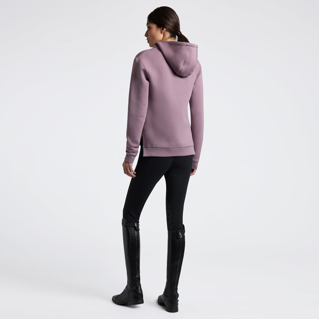 Experience comfort and style with the Cavalleria Toscana Cotton Zip Hoodie. Crafted from soft cotton, this hoodie offers breathable warmth and a perfect fit for everyday wear. Its full zip design allows easy layering, making it ideal for both casual outings and active days. Elevate your wardrobe with this versatile piece that combines practicality with timeless elegance.