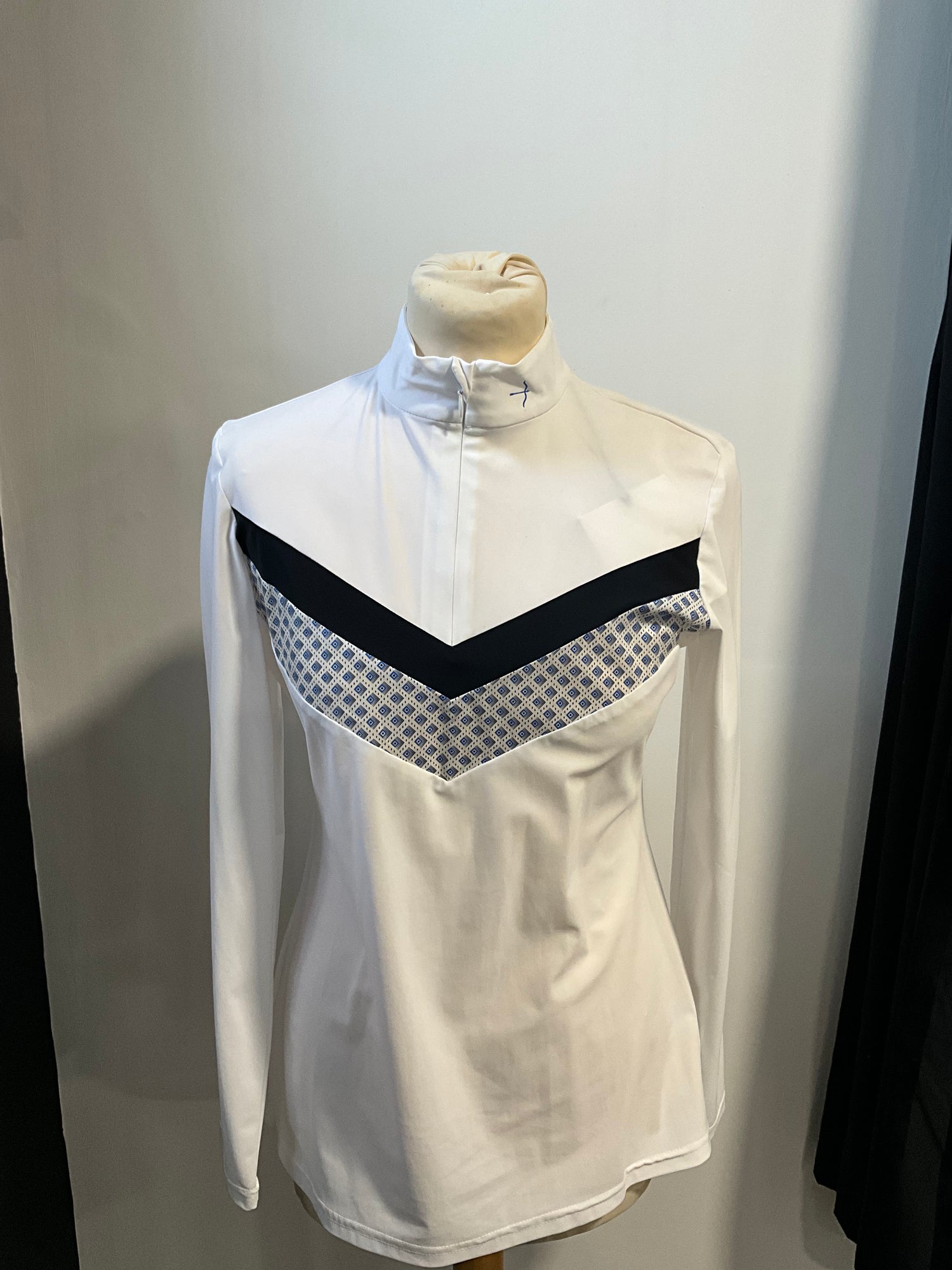 Laguso vivien little square show shirt