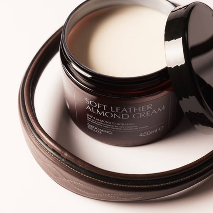 Kentucky Grooming Deluxe Soft Leather Almond Cream