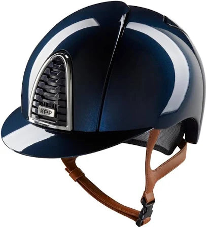 Ride in style with the Kep Cromo 2.0 Shine Blue Beige Strap Riding Hat. The sleek design and durable materials provide both protection and comfort while giving you a stylish edge. Stay safe and stand out with this must-have accessory!