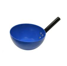 STUBBS Plastic Feed Scoop