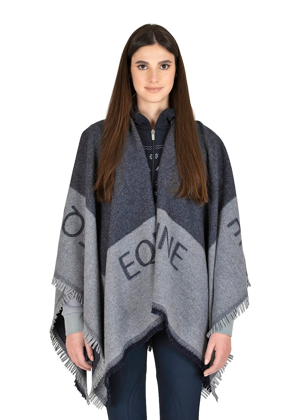 Keep warm and stylish this winter with the new Equiline Poncho. This stunning poncho come in two colour ways grey and camel. Perfect for an extra layer when it gets chilly. Great for the shows or on the slopes. 