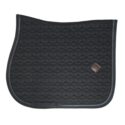 The Kentucky rope and Glitter saddle pad is a classic elegant pad with a sophisticated shimmer. The pad has a clutter strip and a plain self coloured braid. Matching Fly Vale Available