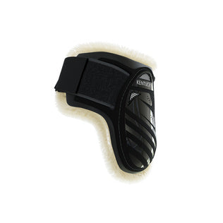 Kentucky Sheepskin Young Horse Fetlock Boots Air are the perfect match for the New Kentucky Tendon Boots Bamboo Shield. 