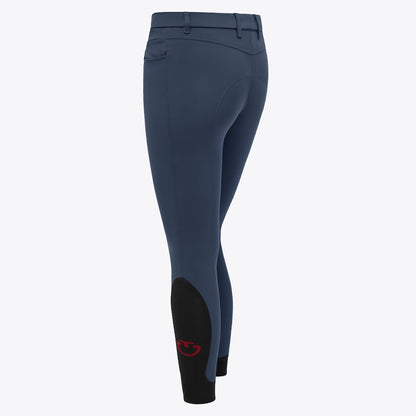 Cavalleria Toscana new blue System Grip breeches are made from a technical four-way stretch jersey fabric.   The fabric is also anti-UV, fast-drying and anti-bacterial, making the breeches ideal for the busy competition rider.