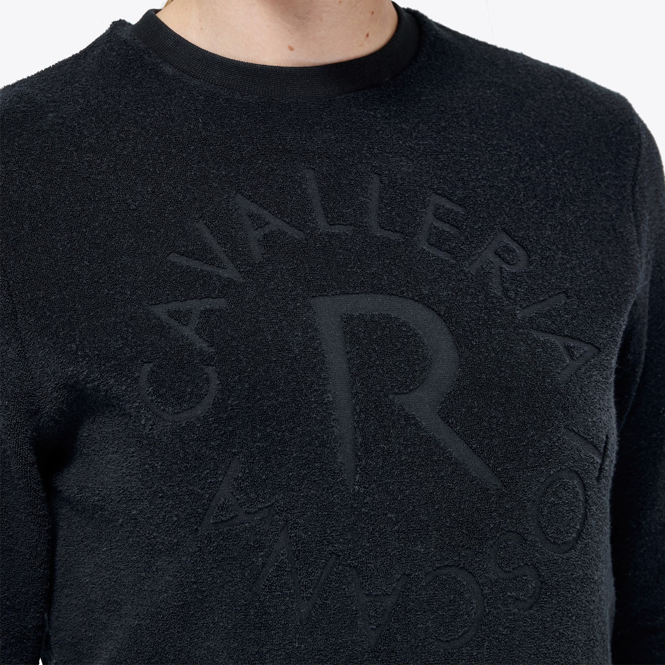 Cavalleria Toscana  Black Orbit Terry Cotton crew neck Sweatshirt is perfect for the yard or at shows. Soft luxurious fabric with the CT orbit logo on the front. 
