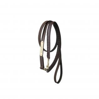 The Kentucky leather covered chain lead in brown. This lead has the control and strength of the stallion chain lead but is cased in artificial leather for a softer feel.