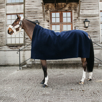 This Kentucky heavy fleece square rug is a great under layer, ring side or on the yard during the colder months. 