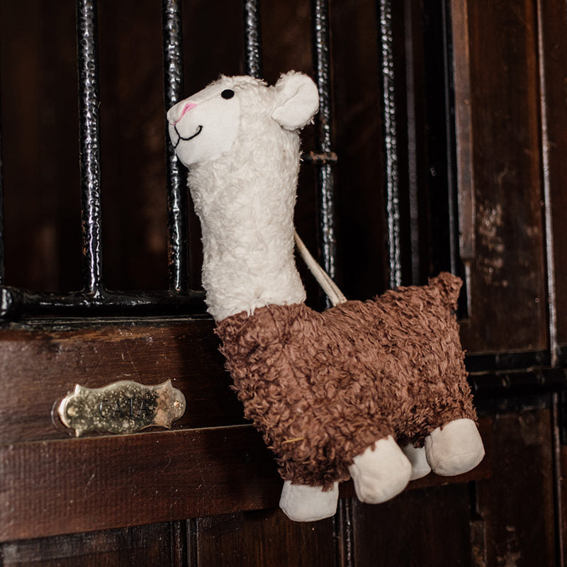 The Kentucky Alpaca horse toy will soon become your horse’s best friend. These toys are perfect for your horse to play with and keep them busy, or to help relax them when they are anxious.