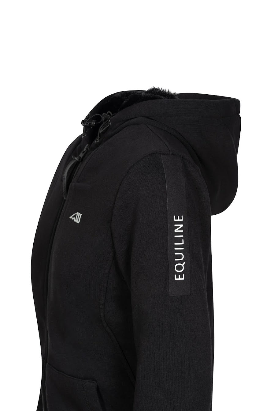 The Equiline Castic zip up hoodie will keep you warm this winter.   This stylish hoodie is lined with black faux fur and finished with a white Equiline logo and two pockets.