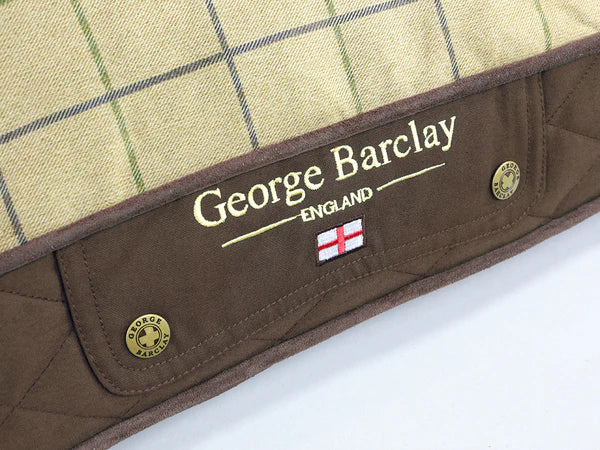 The George Barclay Monxton, sofa bed, has been produced using the finest quality upholstery fabric. A soft woven fabric covers the centre pillow and inner sidewalls, this is paired with contrasting faux leather exterior. The bed is finished with faux suede piping, with an embossed faux leather centre patch, which includes an English flag emblem to complete the beds signature styling.