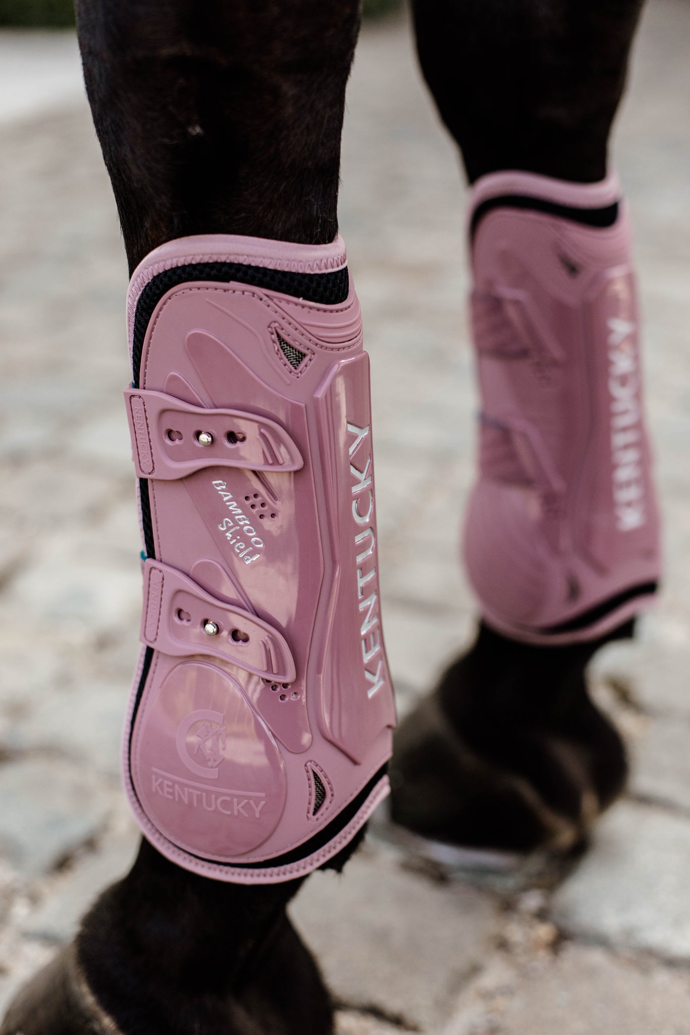 Kentucky Vegan Tendon Boots Bamboo Shield with Elastic fastenings are now available following years of research and development. The Kentucky Bamboo Shield Replaces the Kentucky Tendon Boot. 