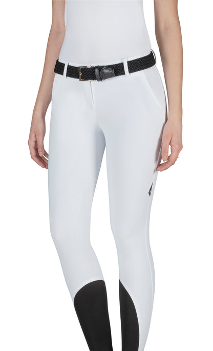 The Equiline Brendak White Knee Grip Breech is a great new addition to the Range. The breech is made from b-move fabric, has the x grip knees and with its ergonomic  tailoring  proves maximum comfort and freedom of movement.
