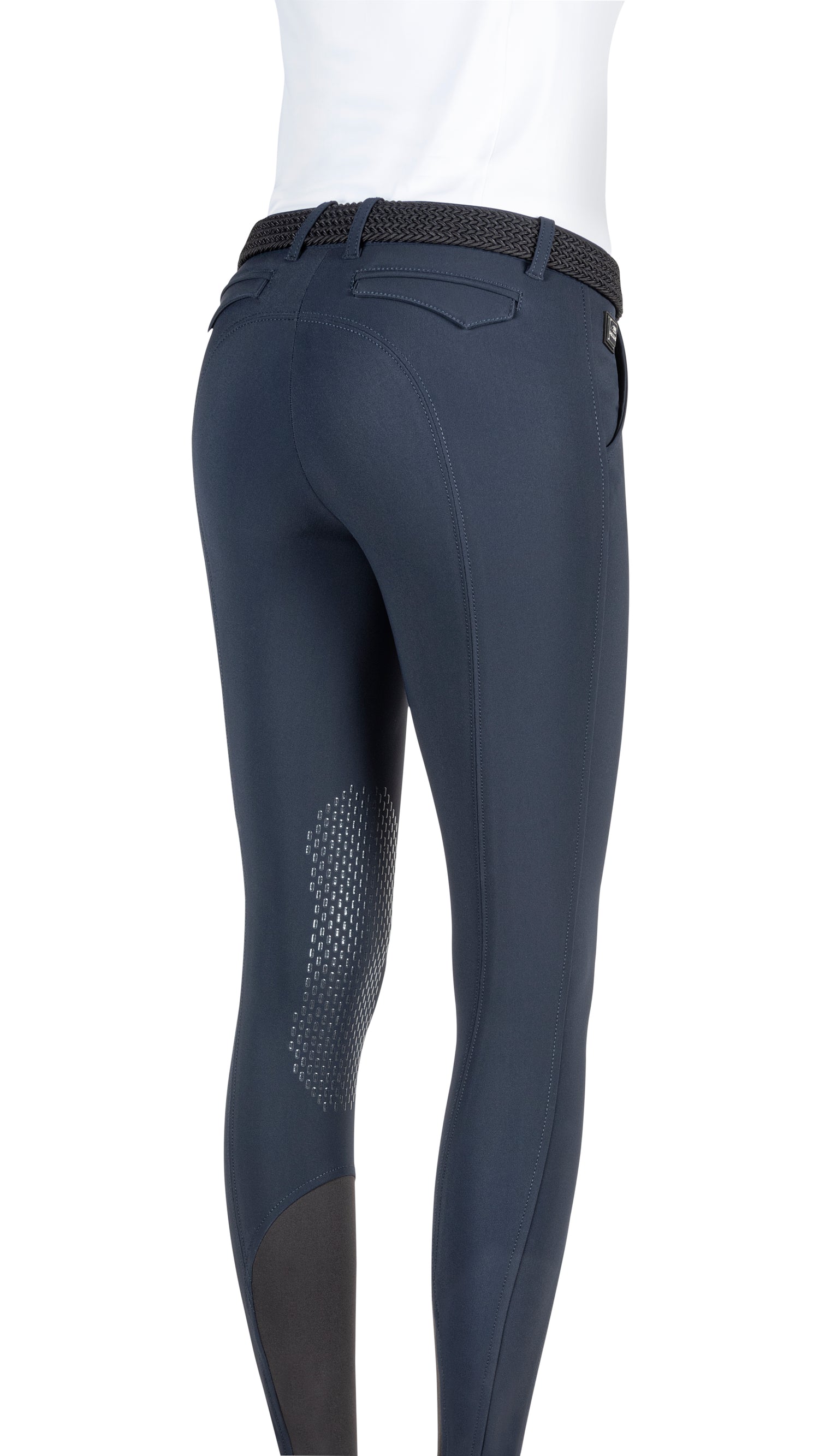 The Equiline Brendak is a great new addition to the Range. The breech is made from b-move fabric, has the x grip knees and with its ergonomic  tailoring  proves maximum comfort and freedom of movement.   If your size is not in stock we can happily order it in for you depending on stock availability. Delivery normally takes 10-14 days..   Machine washable