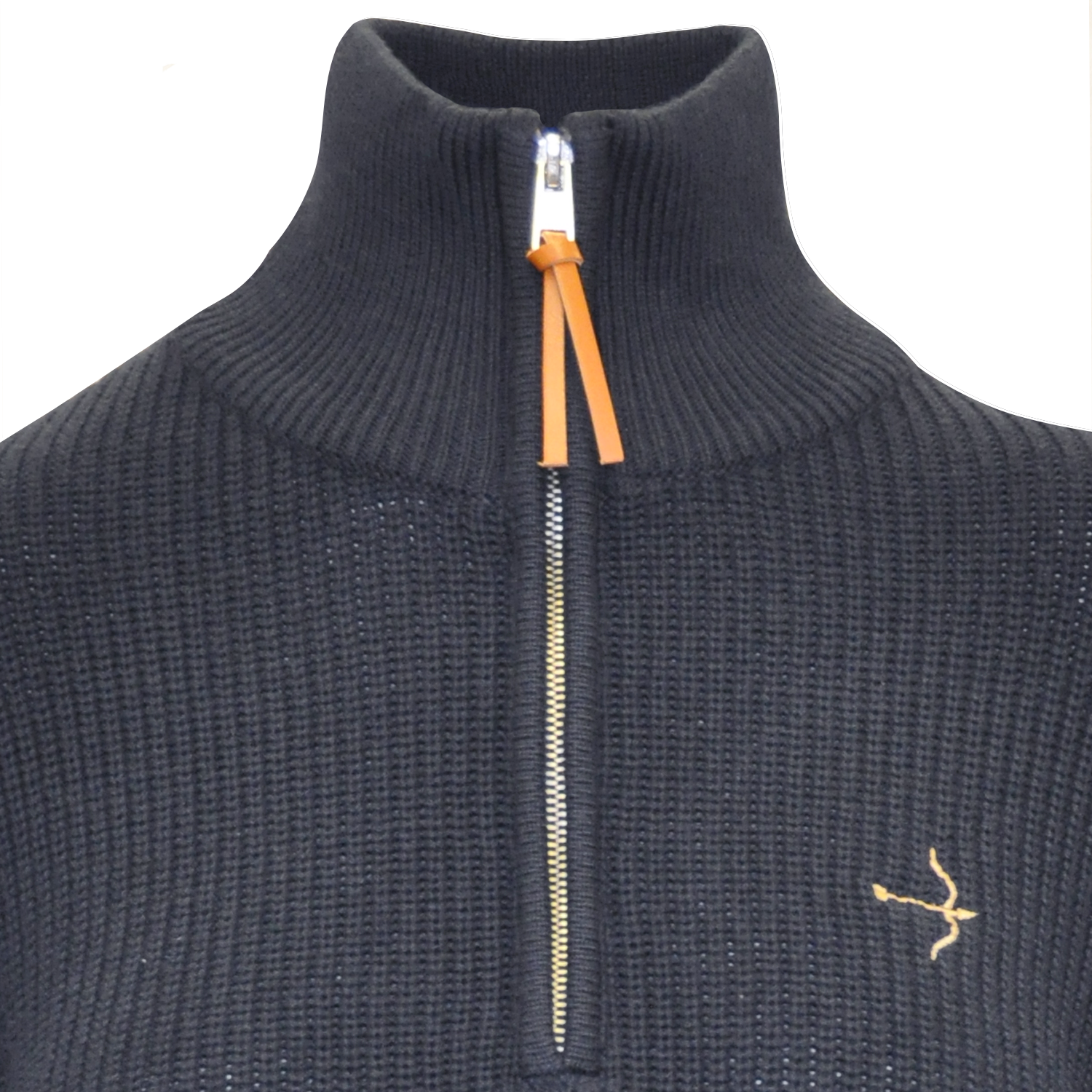 The Laguso Rolph Unisex jumper. In a Navy knitted and a quarter zip, this is a great transitional piece to take you through the seasons. Finished with a small Laguso logo. 