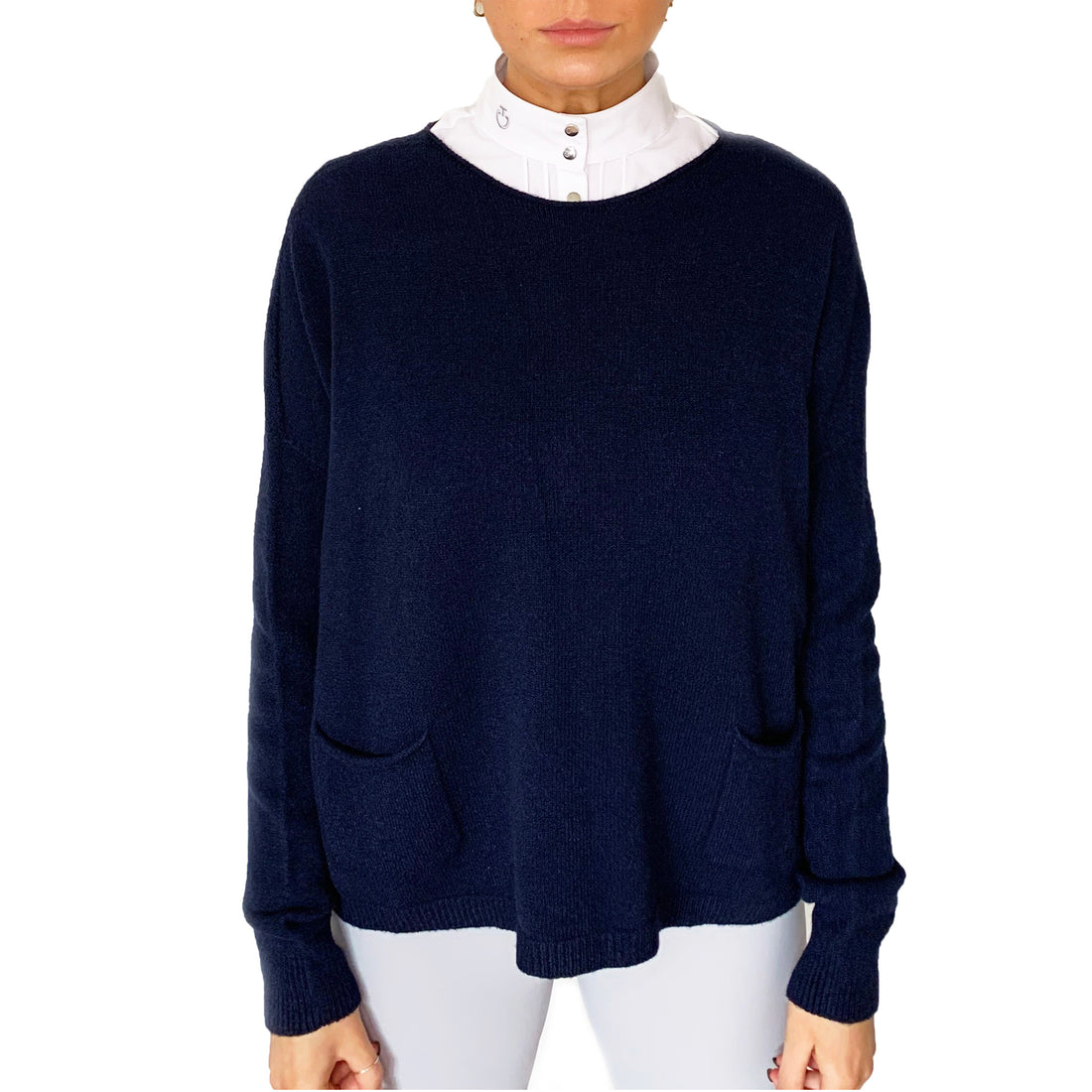 Round Neck jumper with front pocket detail.  This versatile jumper is super soft and an easy piece to have in your wardrobe. Great for shows when its a but chilly or equally usable on the yard.   50% Viscose  27%polyester  23% Polyamide
